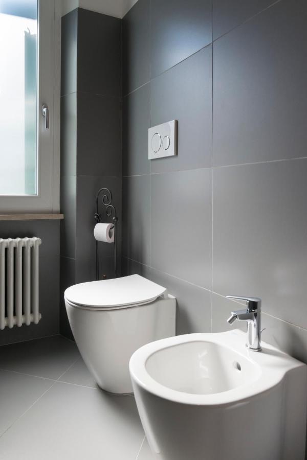 Fiori Sull'Acqua Apartments Пескьера-дель-Гарда Экстерьер фото