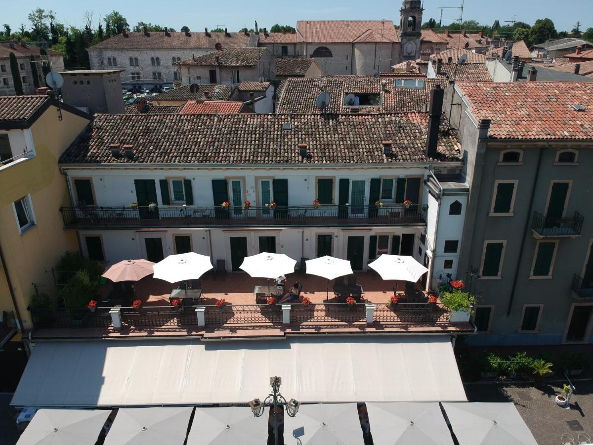 Fiori Sull'Acqua Apartments Пескьера-дель-Гарда Экстерьер фото