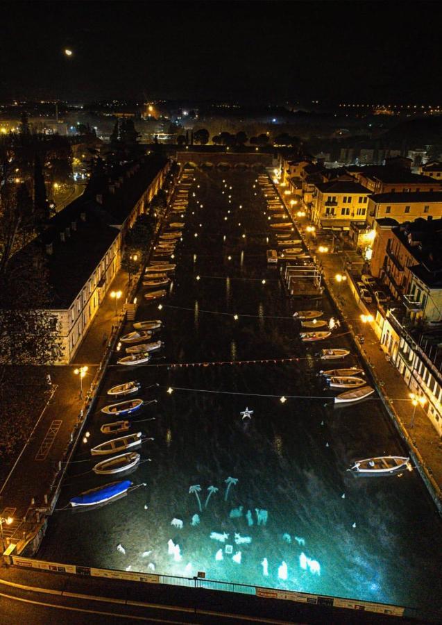Fiori Sull'Acqua Apartments Пескьера-дель-Гарда Экстерьер фото